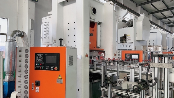 satın al Alüminyum folyo Gıda Konteyneri Yapma Makinesi Dakikada 35-68 vuruş Çalışma Hızı online manufacture