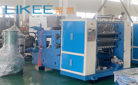 satın al 27kW Yüksek Hassasiyetli Alüminyum Folyo Levha Pop-Out Kesme Makinesi V Şeklinde Katlanmış ve Ayarlanabilir Hız online manufacture