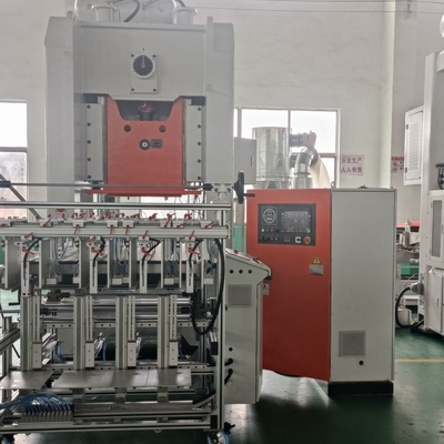 satın al Tam Otomatik SIEMENS Motorlu Alüminyum Folyo Kap Konteyner Üretim Makinesi, 12000/Saat Kapasiteli online manufacture