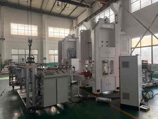 satın al Alüminyum folyo konteyner yapma makinesi özelleştirilmiş logo koruma etkisi ile tek kullanımlık 8 inç online manufacture