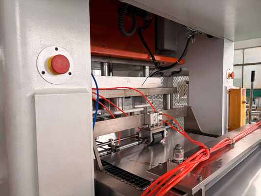 satın al LK-T80 Alüminyum folyo konteyner makinesi Yüksek dayanıklılık Tek kullanımlık 450ml Düşük sıcaklığa dayanıklı online manufacture