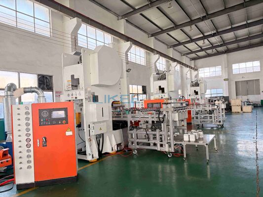 satın al 19KW motor gücü ve yurtdışındaki kurulum hizmeti ile Tam Otomatik Alüminyum folyo konteyner makinesi Çevrimiçi üretim