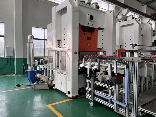 Otomatik 26KW Güç Alüminyum Folyo Kap Yapma Makinesi Elektrik Kontrollü