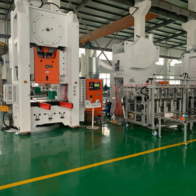 Tamamen Otomatik Alüminyum Folyo Gıda Kabı Üretim Makinesi (4 Kalıplı)