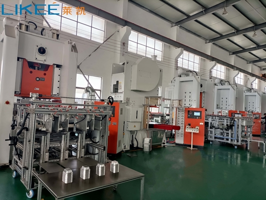 Yüksek Hızlı Schneider Elektrik Alüminyum Folyo Tabak Yapma Makinesi 12000pcs/saat