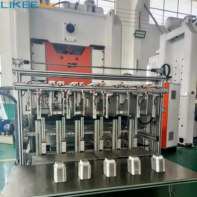 Mitsubishi PLC Alüminyum folyo konteyner makinesi 4 ~ 6 boşluklar Otomatik besleme sistemi