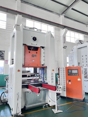 Sürdürülebilir ve Konforlu Üretim İçin SIEMENS Motor H Tipi Tek kullanımlık Masa Tablosu Makinesi