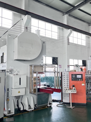 LK-T63 Alüminyum folyo konteyner yapma makinesi Siemens motorlu C tipi