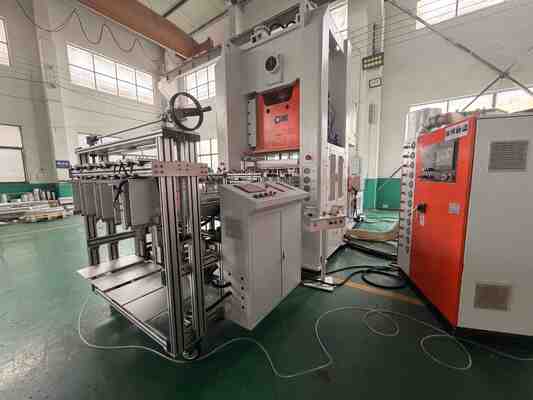LK-T80 Alüminyum folyo konteyner makinesi H-tip yapısı ile saatte 12000 pcs yüksek hassasiyetli çelik istikrarı için