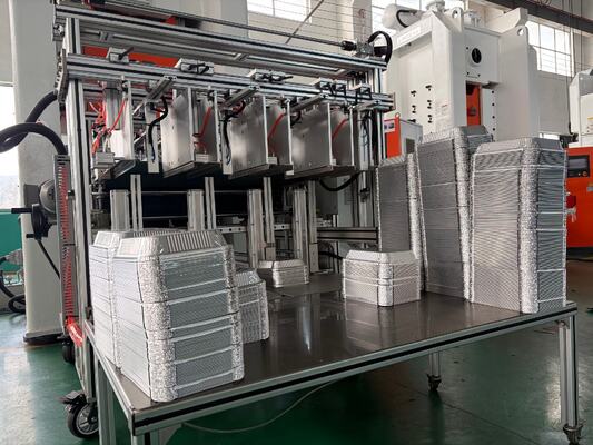 LK-T80 Otomatik 3003 Alaşımlı Tek Kullanımlık 450ml Alüminyum Paket Servis Kabı Üretim Makinesi